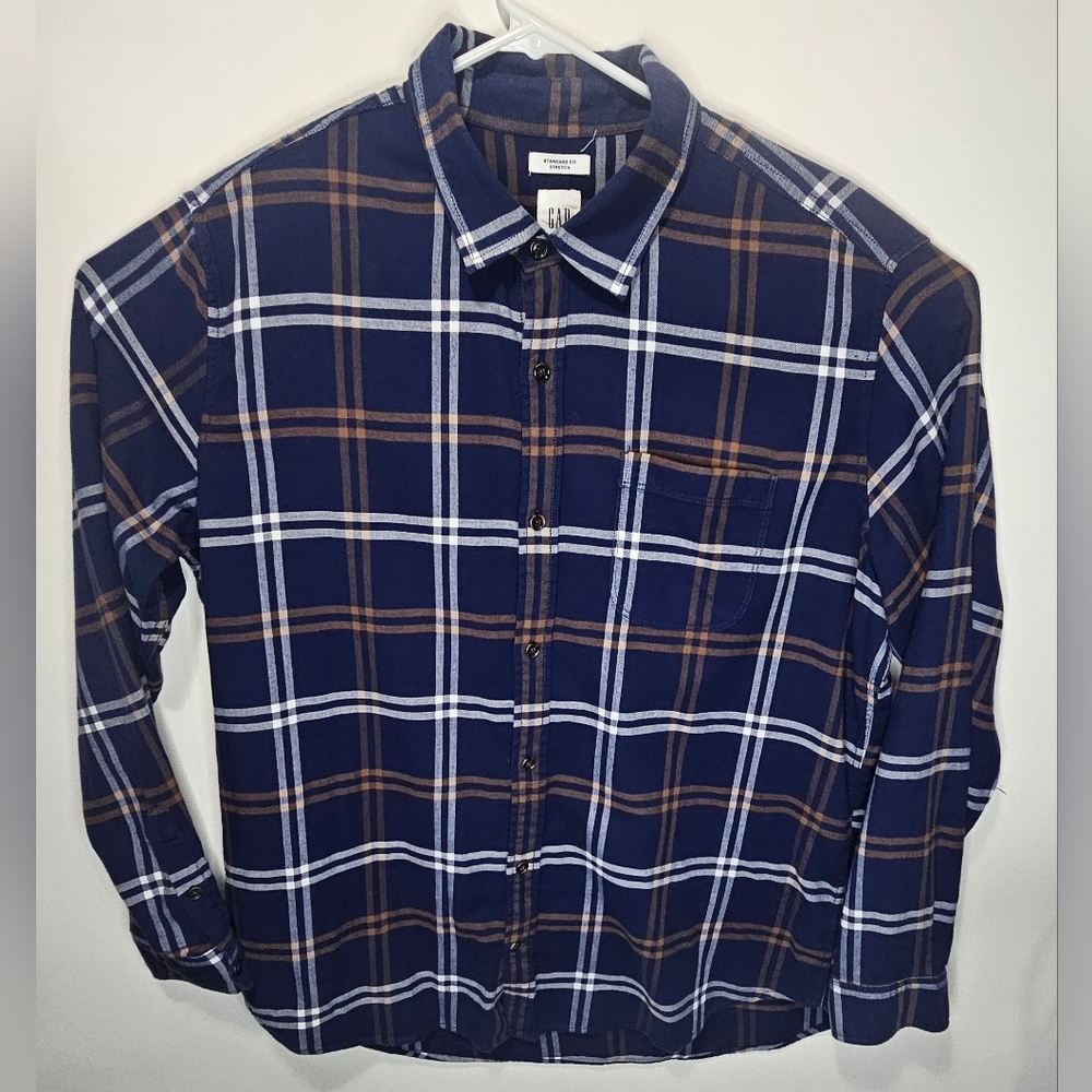 GAP Men's Long Sleeve Shirt. XL, Plaid, Blue/Multicolor. Standard Fit, Stretch.